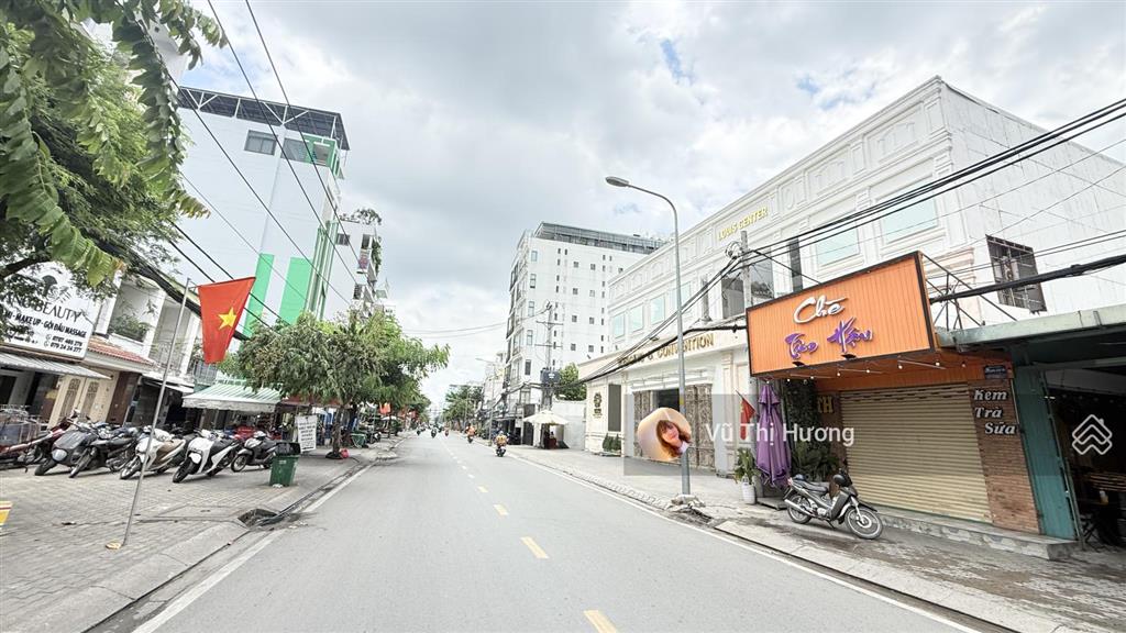 Bán đất 8mx36m  mt lâm văn bền  chỉ 70 tỷ hơn  tặng nhà 3 tầng