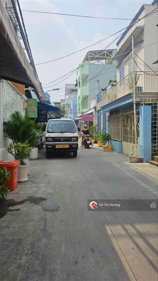 Q7  4m x 27m  bùi văn ba xe hơi đậu cửa  hơn 9 tỷ
