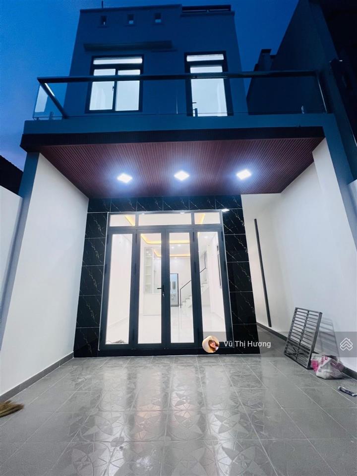 Q7  ngay cc đức khải 4.8m x 14m  chỉ 5 tỷ 9  2 tầng