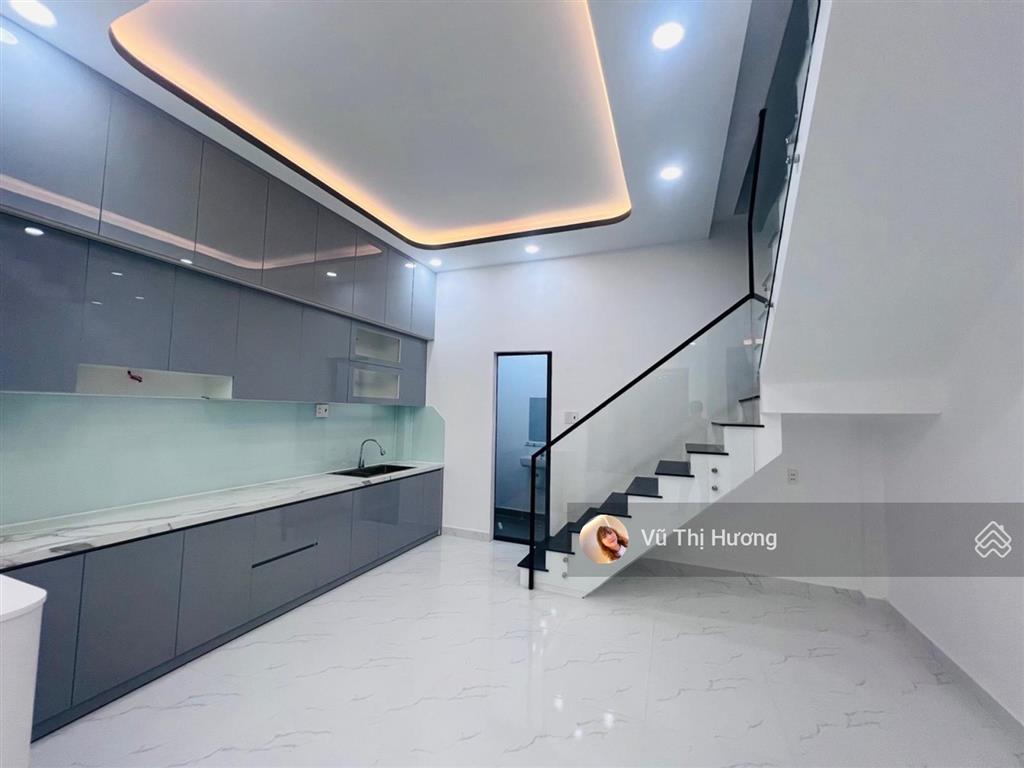 Q7  ngay cc đức khải 4.8m x 14m  chỉ 5 tỷ 9  2 tầng