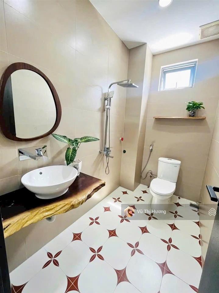 Q7  nhà 2 tầng 4.6m x 25m  chỉ 6.2 tỷ  50m ra mt htp  tặng full nội thất
