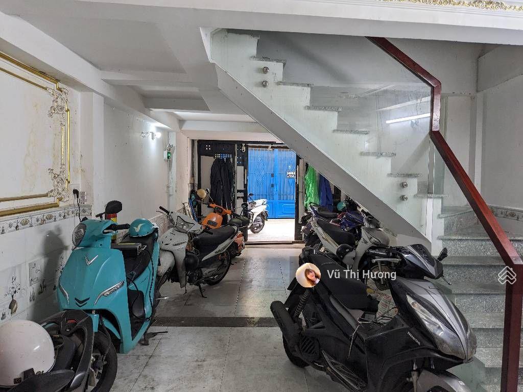 Q7  nhà 3 tầng 3.8m x 20m  xe hơi đến nhà  6.2 tỷ  thu nhập 360tr/th