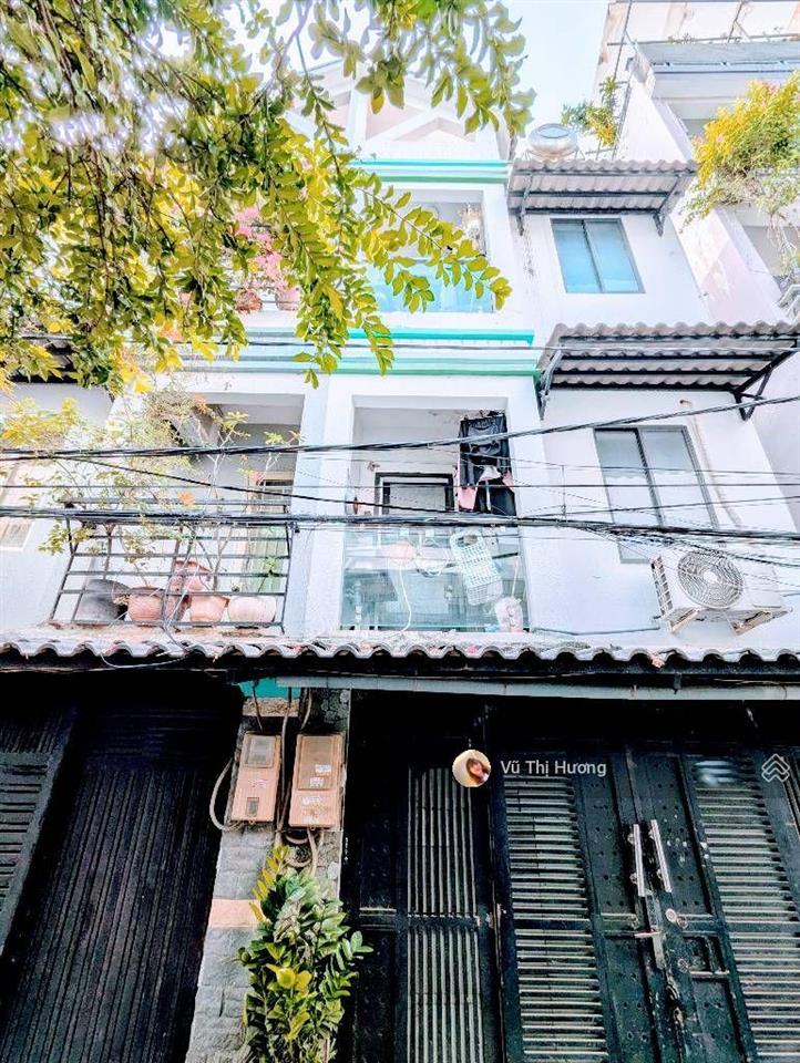 Q7  nhà 3 tầng 3.8m x 20m  xe hơi đến nhà  6.2 tỷ  thu nhập 360tr/th