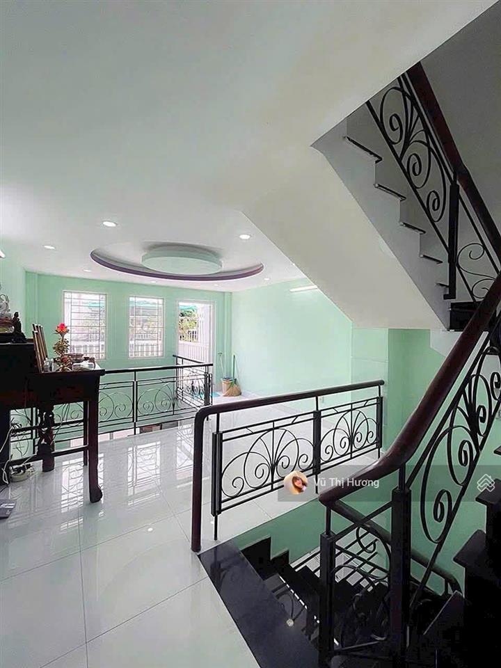 Q7  4m x 26m  xe hơi ngủ nhà  chỉ 7 tỷ hơn  ngay đường phú thuận