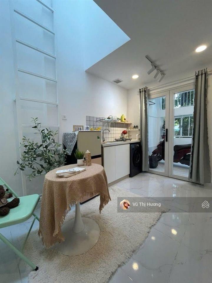 Nhà đang vay bank 9 tỷ  chợ tân mỹ  5m x 15m  dòng tiền 35tr/th  chào 9 tỷ x