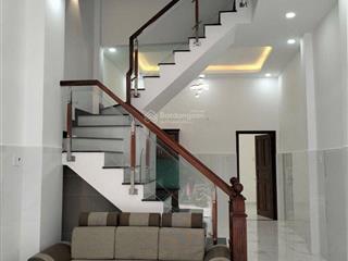 Đường 6m thông, dt 4x14m, nhà 2 tầng, 3pn  2wc, có phòng ngủ tầng trệt