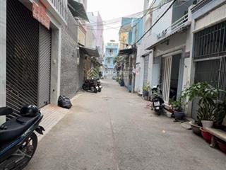 Bán trước tết  ngay nguyễn sơn  bình long. đường 6m thông xe tải chạy, dt 4x14m, nhà 3pn  3wc