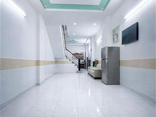 Ngay khu tên lửa đường 6m thông  giá tốt  phù gia đình 4 người. chính chủ bán