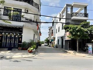 Căn góc  đường 15m. dt 5x15. nhà 3 tầng. vị trí thoáng mát  thuận tiện doanh. sát tên lửa