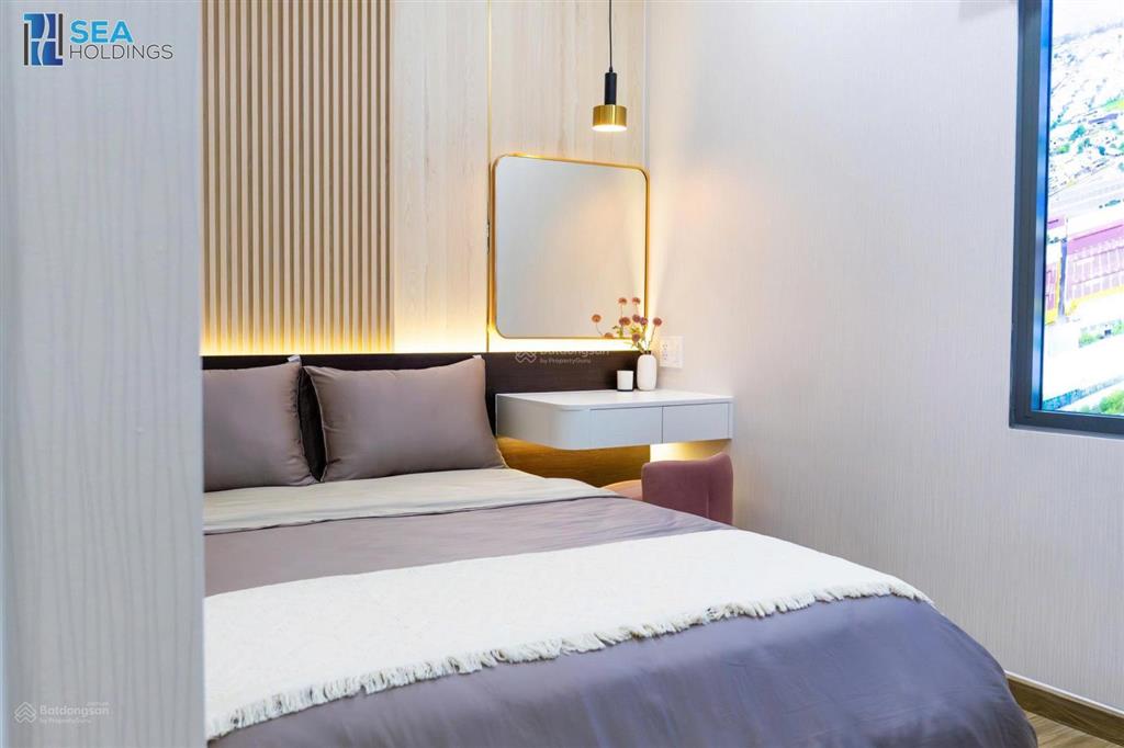 Bán gấp căn 2pn  dt 50m2. view nội khu tầng 10. nhận nhà cuối năm 2026