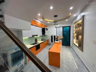 Bán nhà đẹp ngõ 87 tiểu trà, ô tô đỗ cửa, full nội thất, mặt tiền kinh doanh, giá 3,4 tỷ