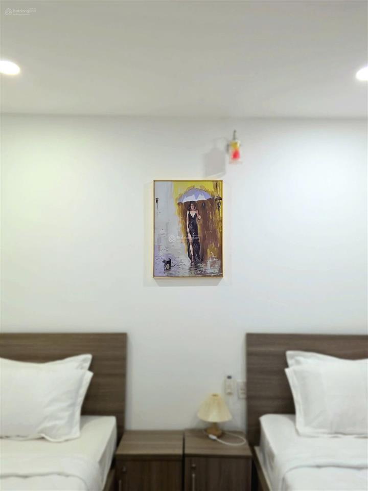 Cho thuê căn hộ 2 phòng ngủ, 2 wc mường thanh 04 trần phú, view sông, full nội thất mới