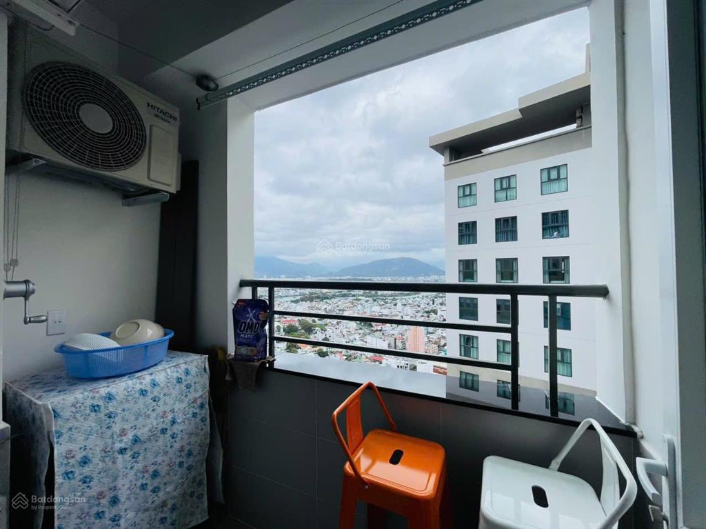 Cho thuê căn hộ 2 phòng ngủ, 2 wc mường thanh viễn triều nha trang, view xéo biển, hd 3  6 tháng