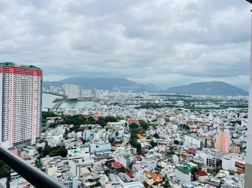 Cho thuê căn hộ 2 phòng ngủ, 2 wc mường thanh viễn triều nha trang, view xéo biển, hd 3  6 tháng
