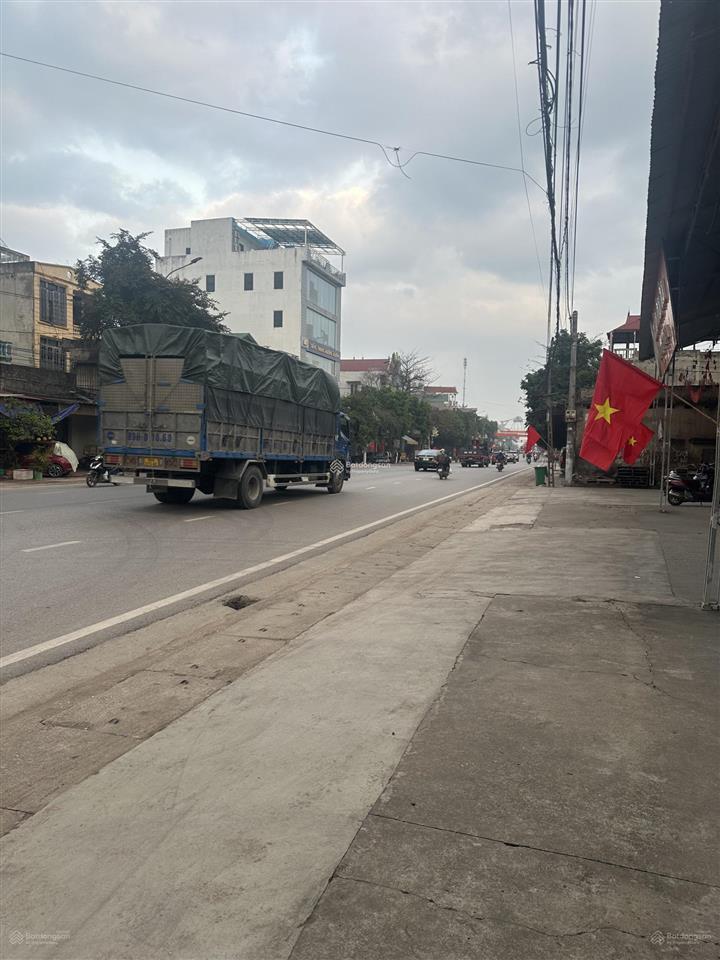 Bán 266m2 đất thổ cư chính chủ mặt tiền ql31 trung tâm thị trấn chũ  lục ngạn