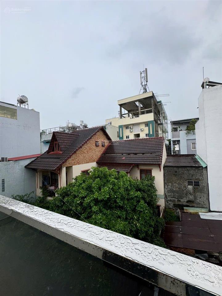Bán nhà chính chủ hẻm 4m đường âu dương lân.