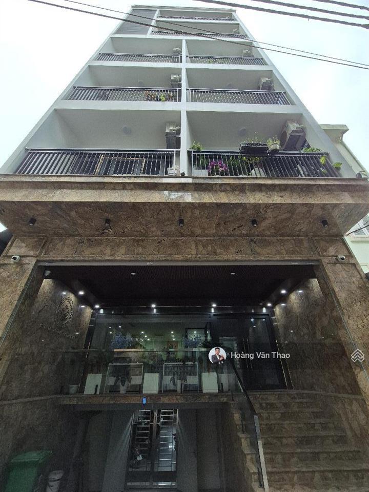 Tòa căn hộ dv 10 tầng hoàng quốc việt 85m2, mt 6,5m  51tỷ. doanh thu 2,5 tỷ/năm  ôtô dừng đỗ 24/7