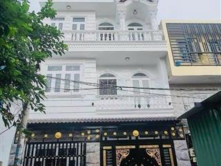 Bán nhà phạm huy thông 78m2, mt 9m xây 4 tầng thang máy  oto đỗ cửa  đi bộ 100m ra hồ ngọc khánh