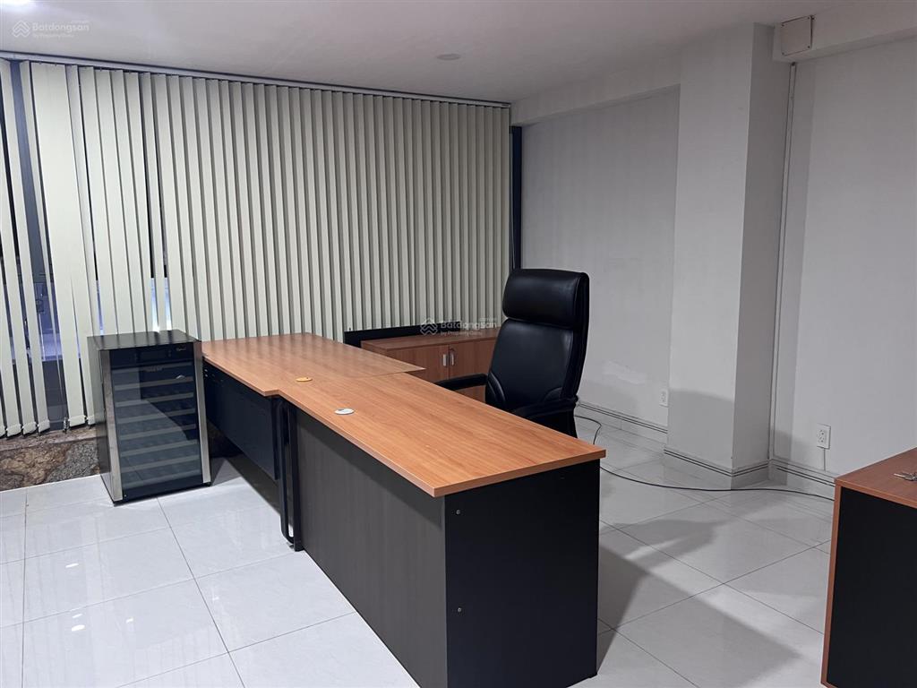 Văn phòng sạch 200m2, tân định, hẻm 6m