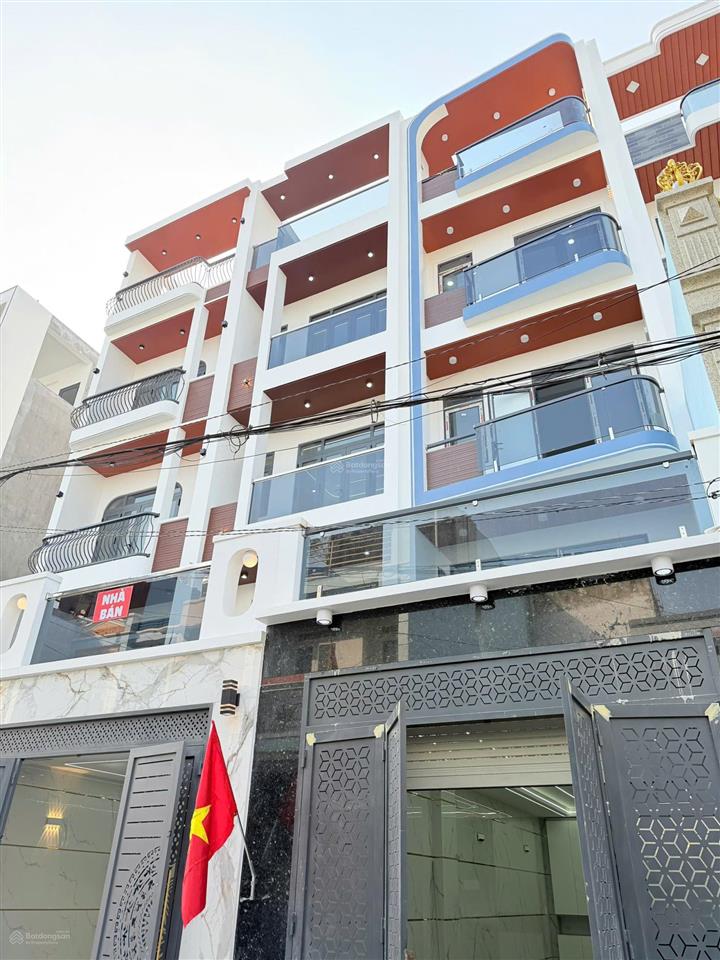 Diện tích siêu khùng (4m x 22m)  vừa ở + làm nghề  đường thông 7m  có ô chừa thang máy 450 kg