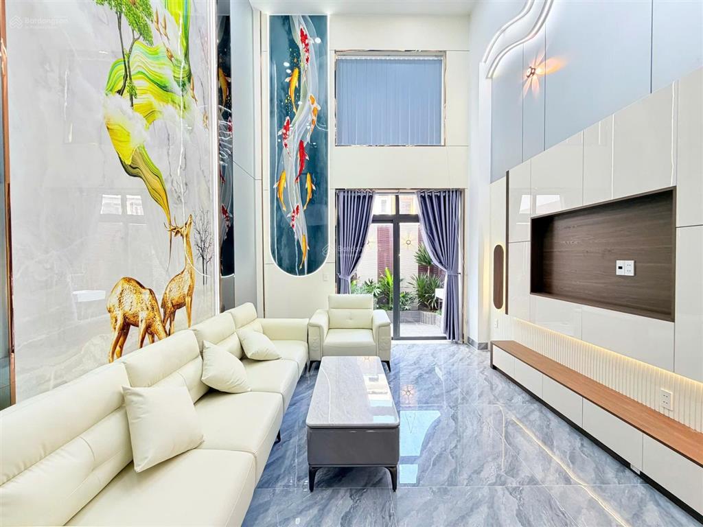 Nhà diện tích lớn (4m x 18m)  có ô chờ thang máy  đường nhựa 7m  dãy nhà đồng bộ  kdc an ninh