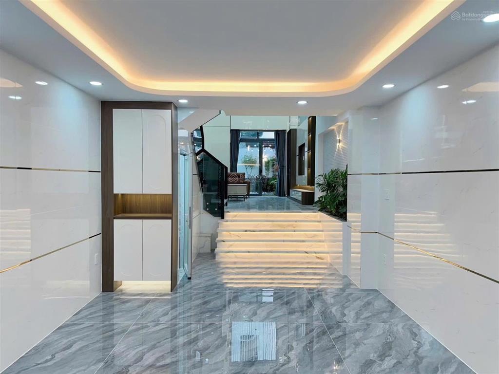 Nhà phố có sân vườn cực chill  4m x 20m  đường nhựa 8m thông bàn cờ  kdc an ninh, dân trí cao