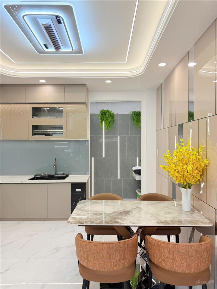 Cách mặt tiền hương lộ 2 đúng 10 bước chân  nhà hiện đại full nội thất  vị trí trung tâm