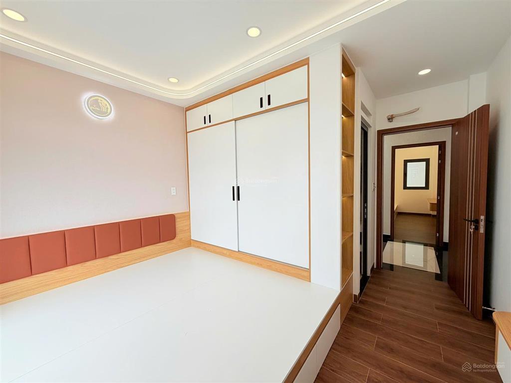 Cách mặt tiền hương lộ 2 đúng 10 bước chân  nhà hiện đại full nội thất  vị trí trung tâm