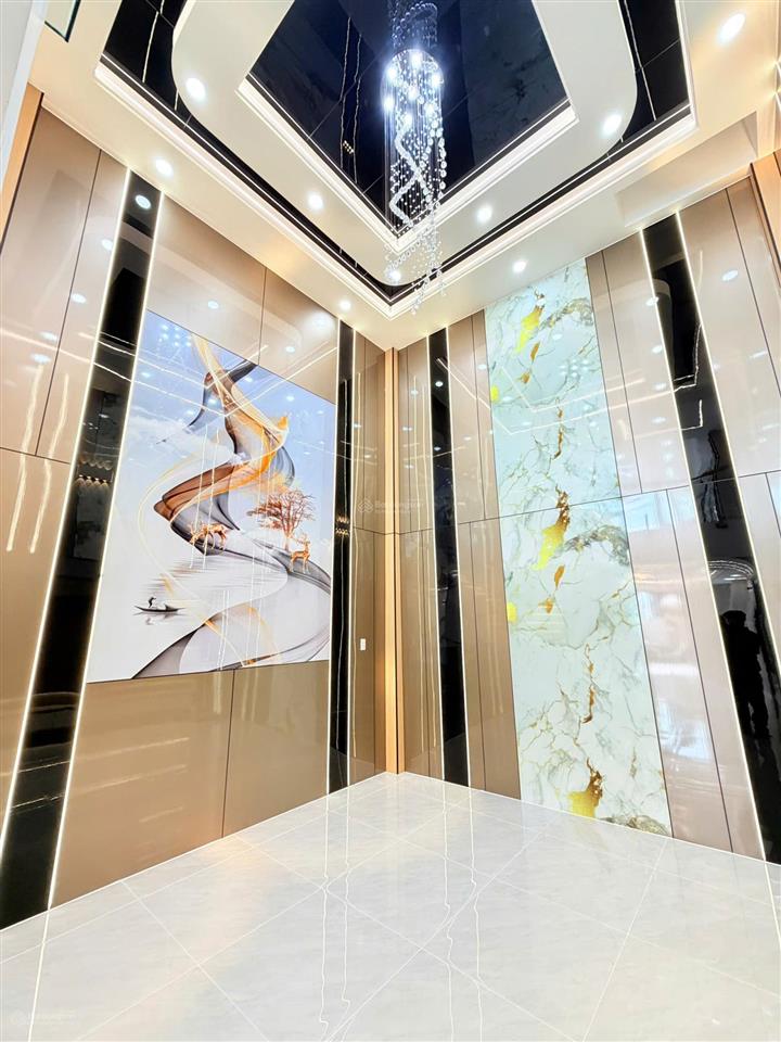 Nhà xây mới đường tân kỳ tân quý cách aeon tân phú 3 phút di chuyển  4,5m x 13m  ngay trung tâm
