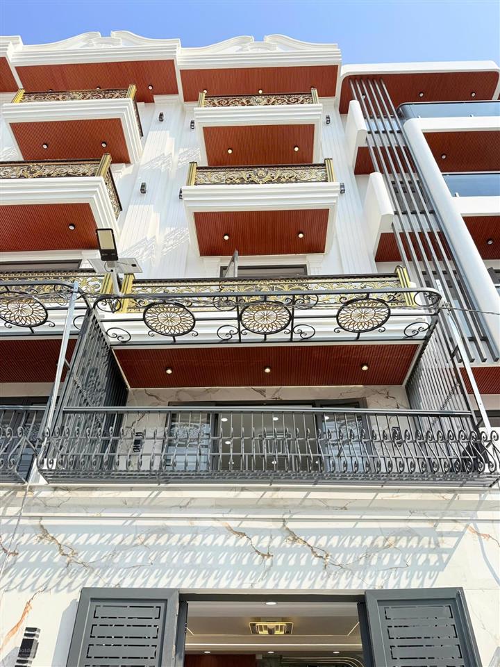 Nhà xây mới đường tân kỳ tân quý cách aeon tân phú 3 phút di chuyển  4,5m x 13m  ngay trung tâm