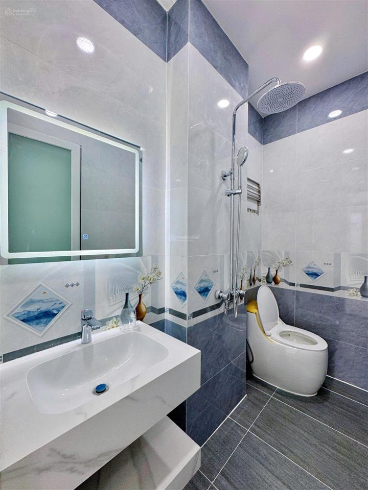Nhà phố xây mới  cuối đ. tân kỳ tân quý  đường trước nhà 12m  đồng bộ, cao tầng (điện, nước âm)