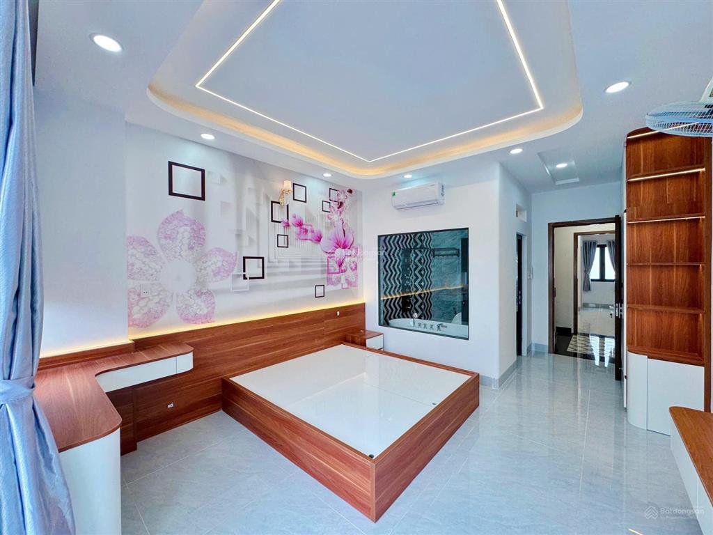 Đáng sống  kdc đông bộ  đường trước nhà 20m thông  1 lửng 4 lầu (6pn, 7nvs)  hương lộ 2 nối dài