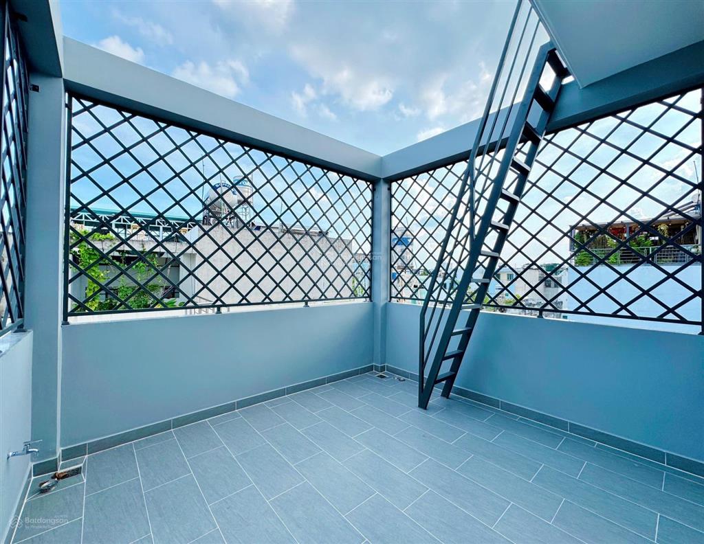 Hiếm có  căn nhà phố khu đồng bộ cách tttm aeon tân phú 500m di chuyển  4m x 14m  đường nhựa 7m