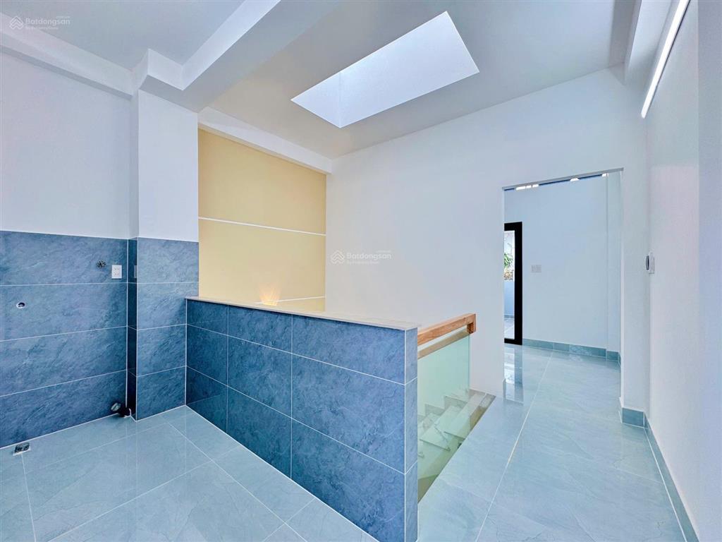 Hiếm có  căn nhà phố khu đồng bộ cách tttm aeon tân phú 500m di chuyển  4m x 14m  đường nhựa 7m