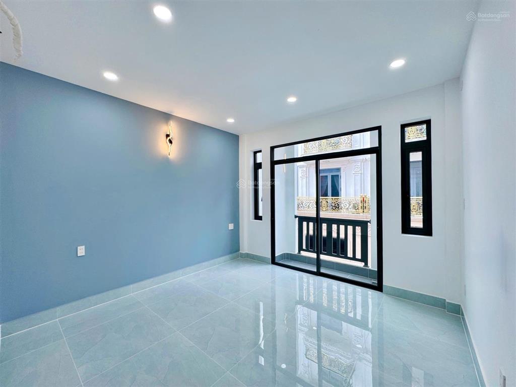 Hiếm có  căn nhà phố khu đồng bộ cách tttm aeon tân phú 500m di chuyển  4m x 14m  đường nhựa 7m