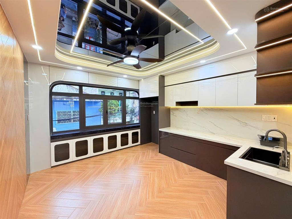 Nhà xây mới đường hương lộ 2 giáp ngã tư bốn xã (đoạn 2 chiều)  đường trước nhà 7m thông  56m2