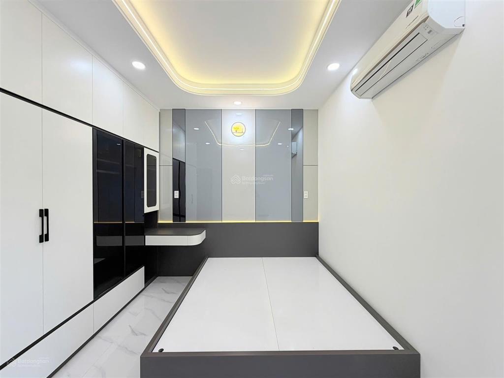 Nhà xây mới đường hương lộ 2 giáp ngã tư bốn xã (đoạn 2 chiều)  đường trước nhà 7m thông  56m2