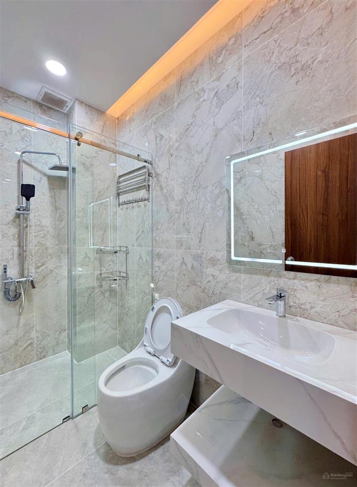 Vị trí mở văn phòng đại diện, spa, kdc đồng bộ, an ninh  4m x 18m  đường 8m thông  full nội thất