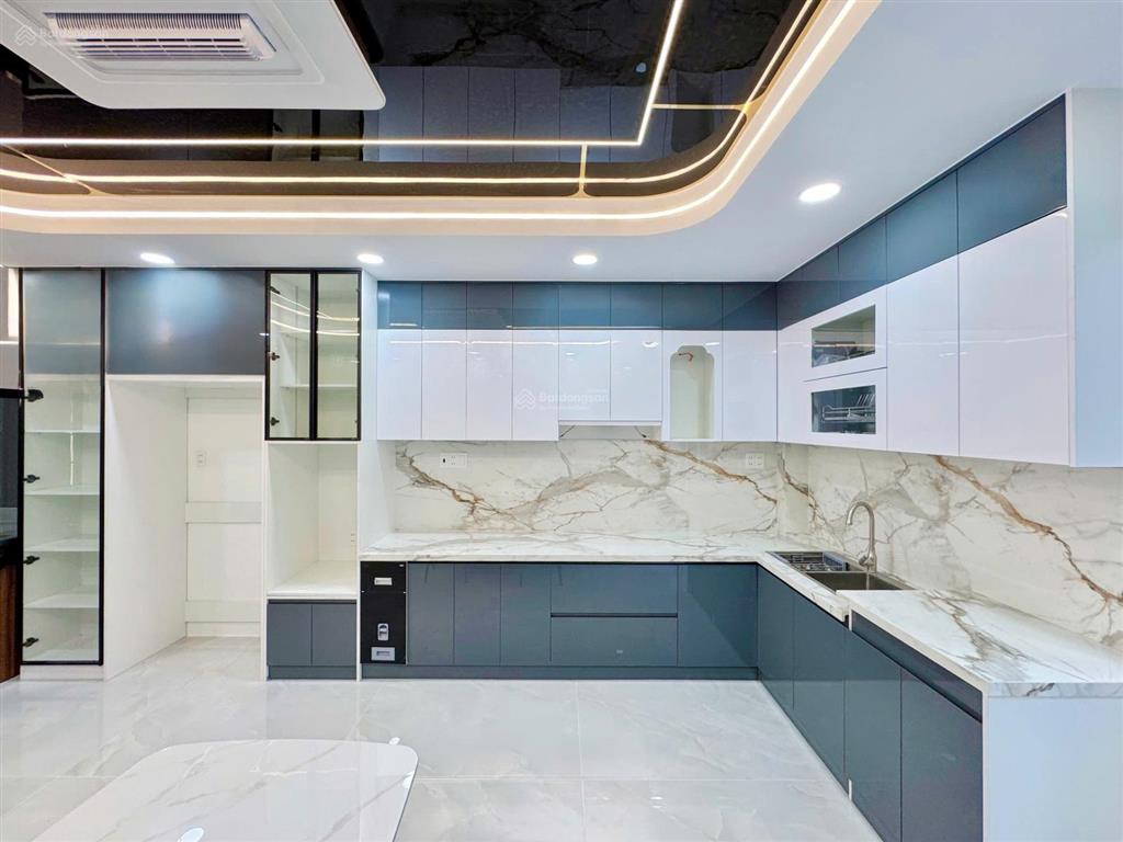 Vị trí mở văn phòng đại diện, spa, kdc đồng bộ, an ninh  4m x 18m  đường 8m thông  full nội thất