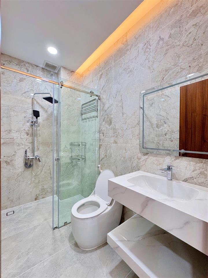 Vị trí mở văn phòng đại diện, spa, kdc đồng bộ, an ninh  4m x 18m  đường 8m thông  full nội thất