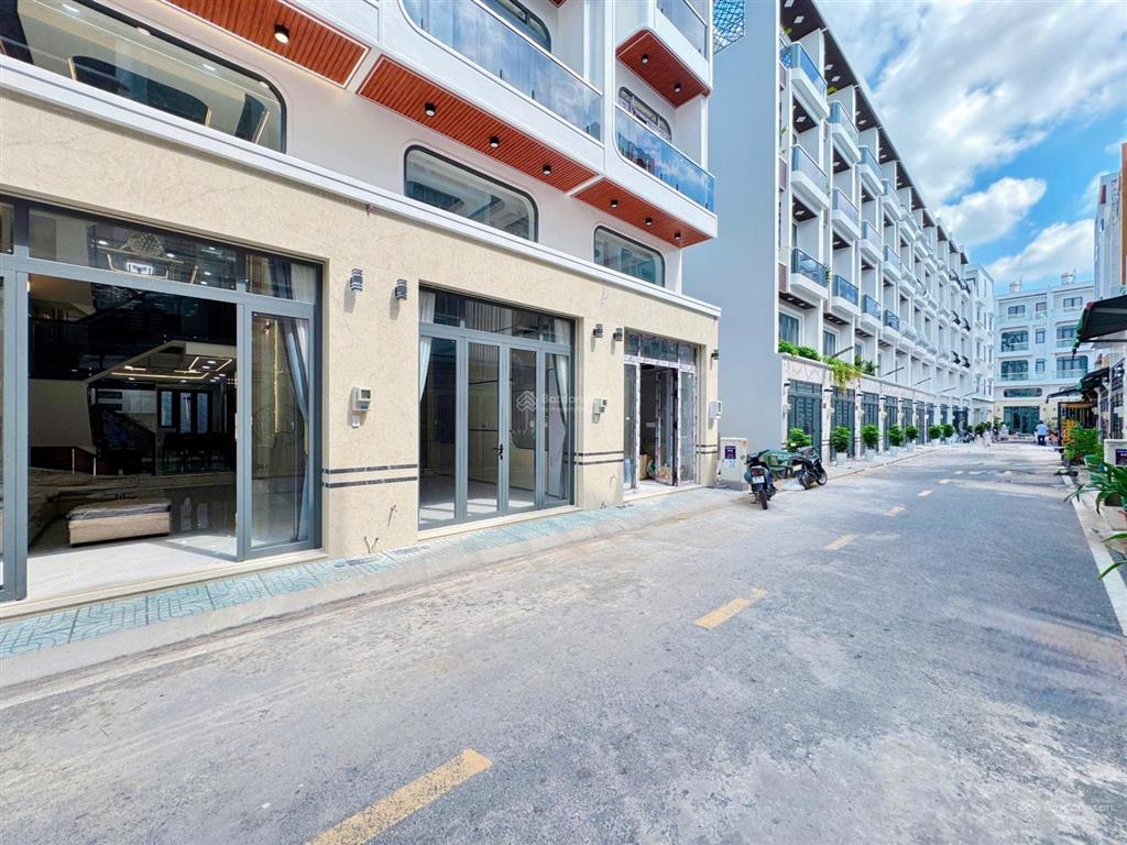 Vị trí mở văn phòng đại diện, spa, kdc đồng bộ, an ninh  4m x 18m  đường 8m thông  full nội thất