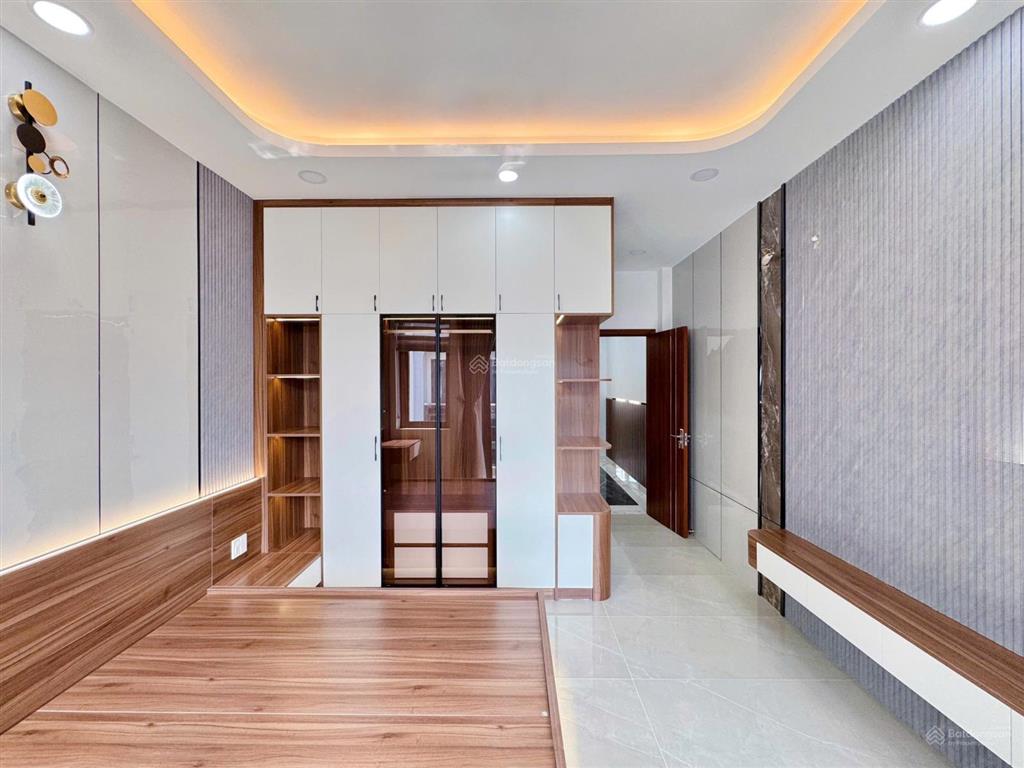 Vị trí mở văn phòng đại diện, spa, kdc đồng bộ, an ninh  4m x 18m  đường 8m thông  full nội thất
