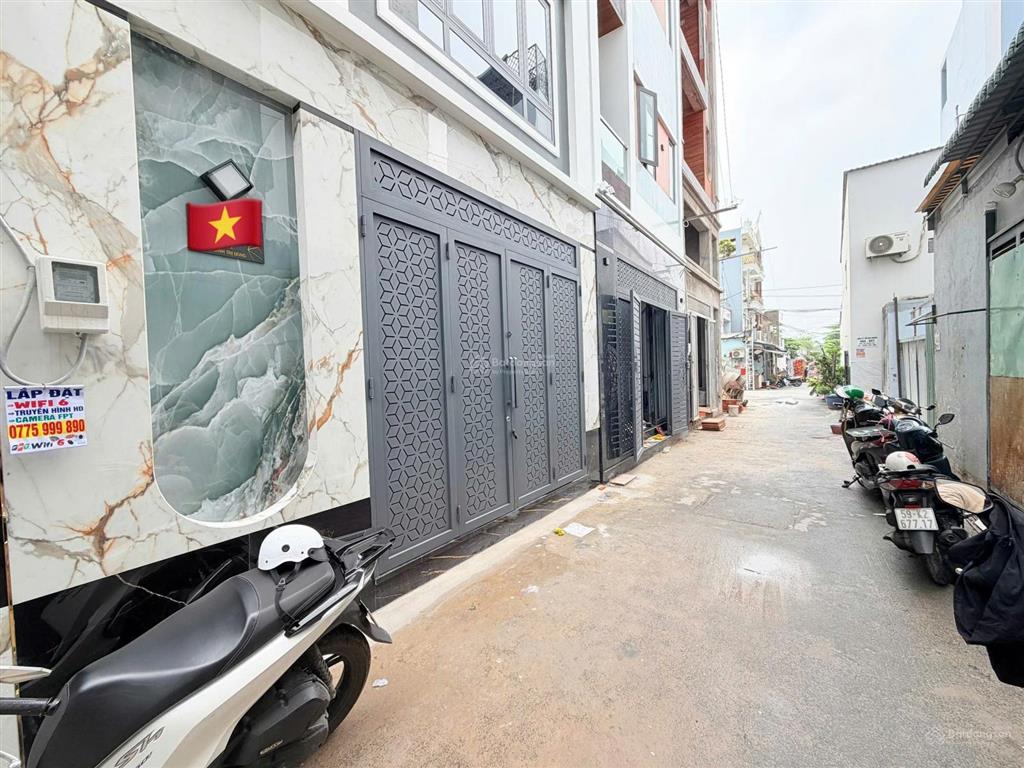 Bán nhà riêng tại hương lộ 2, giá cực chất, 50m2, 4pn, 5wc, ngang 5m dài 10m