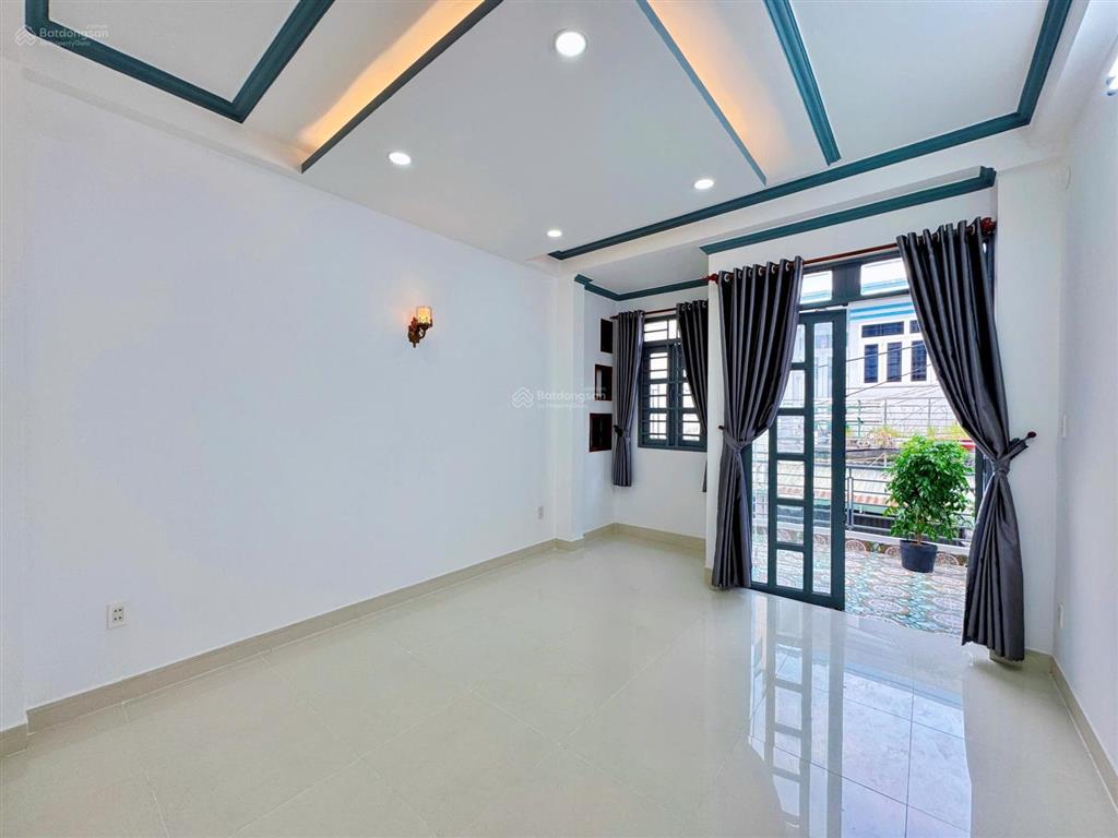 Bán nhà riêng tại liên khu 45, 64m2, giá tốt, view đẹp, 4m x 16m  vị trí đường thông