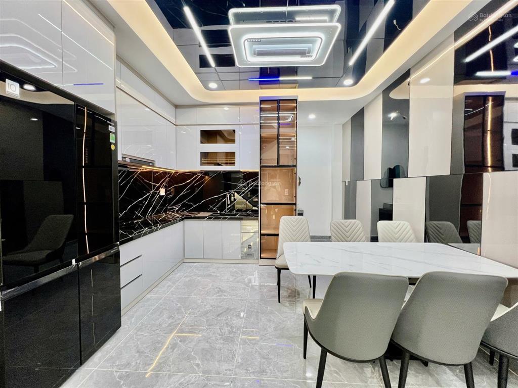 Bán nhà riêng tại lê văn quới, 50m2, giá cực chất, đường trước nhà 7m  cách mặt tiền lvq 50m
