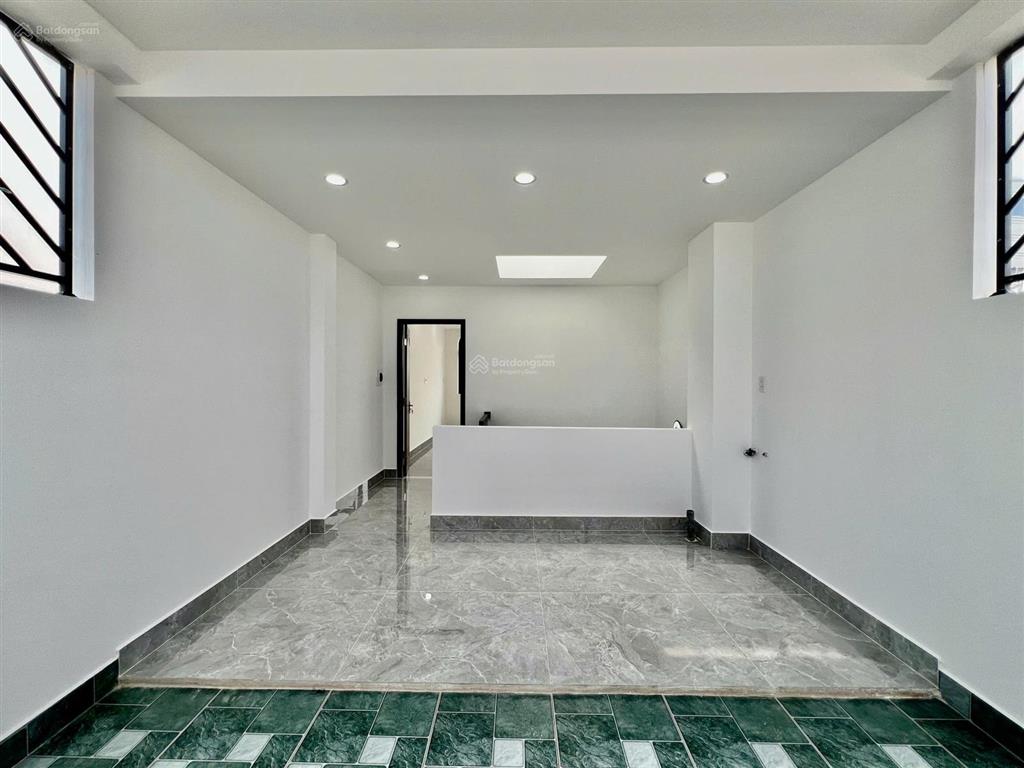 Bán nhà riêng tại lê văn quới, 50m2, giá cực chất, đường trước nhà 7m  cách mặt tiền lvq 50m