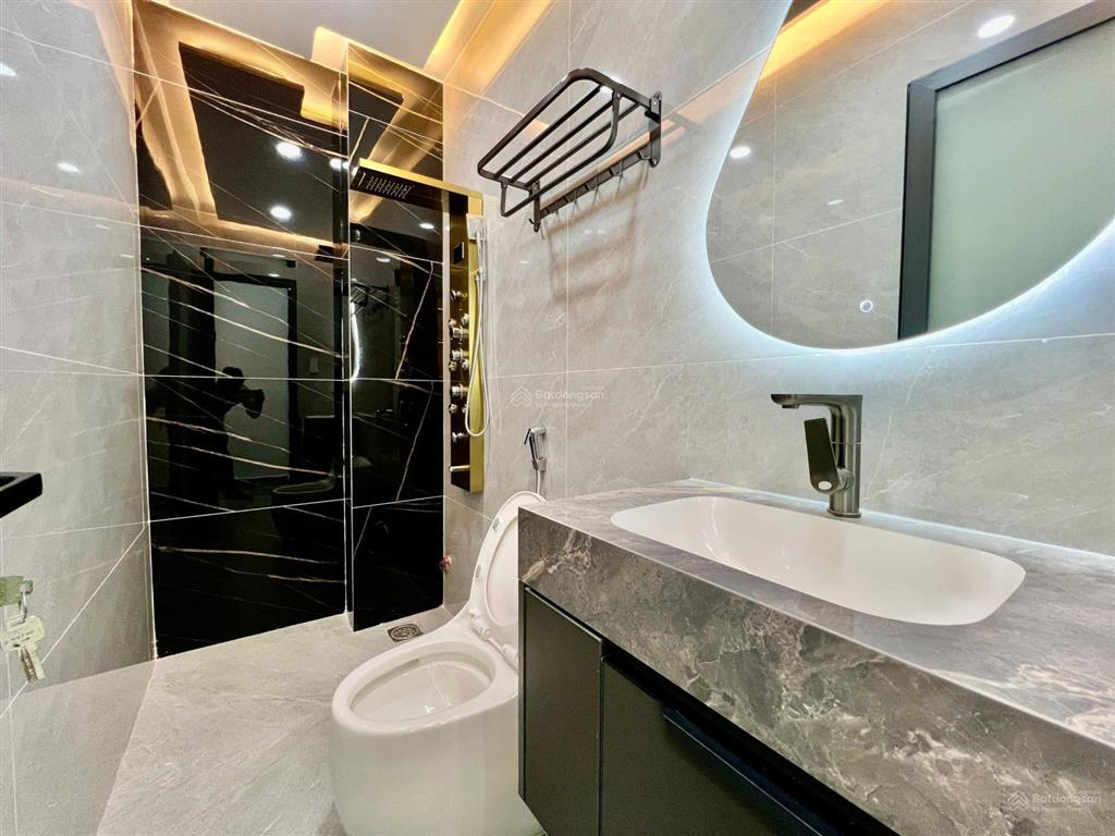 Bán nhà riêng tại lê văn quới, 50m2, giá cực chất, đường trước nhà 7m  cách mặt tiền lvq 50m