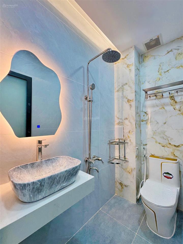 Bán nhà riêng tại bình thành, 51m2 (4,8m x 10,2m), 4pn, 5wc, 3 tầng, nguyễn thị tú và ngã tư gò mây