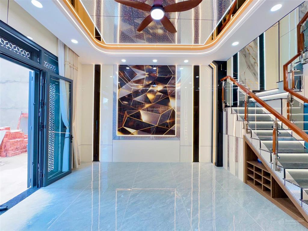 Bán nhà riêng tại bình thành, 51m2 (4,8m x 10,2m), 4pn, 5wc, 3 tầng, nguyễn thị tú và ngã tư gò mây