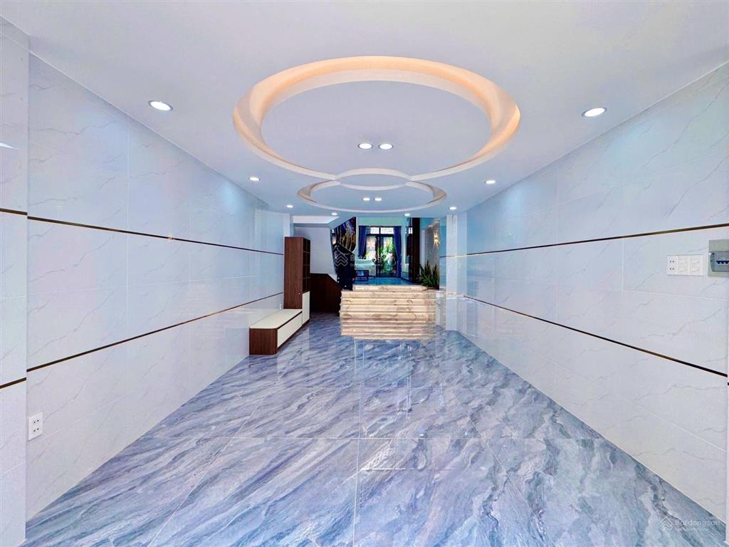 Nhà phố có ô chờ thang máy, giáp trục đường tân kỳ tân quý, 4m x 18m (4pn), đường nhựa 8m thông